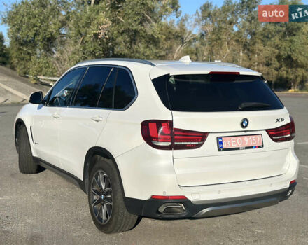 Белый БМВ Х5, объемом двигателя 2.99 л и пробегом 150 тыс. км за 39999 $, фото 6 на Automoto.ua