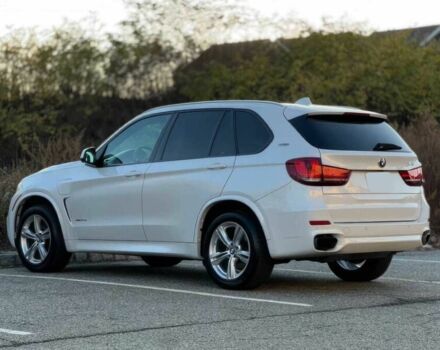 Белый БМВ Х5, объемом двигателя 2 л и пробегом 55 тыс. км за 8400 $, фото 5 на Automoto.ua