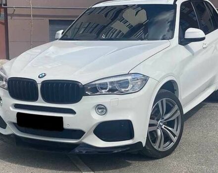 Белый БМВ Х5, объемом двигателя 2 л и пробегом 65 тыс. км за 21000 $, фото 1 на Automoto.ua