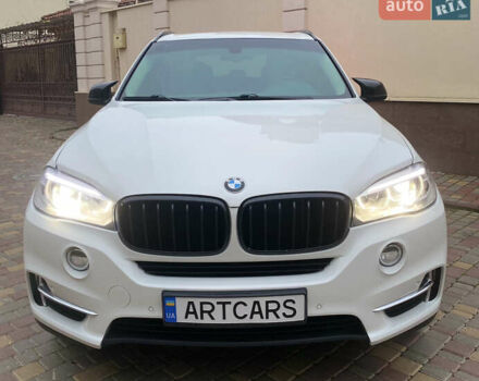 Белый БМВ Х5, объемом двигателя 2 л и пробегом 130 тыс. км за 24800 $, фото 3 на Automoto.ua