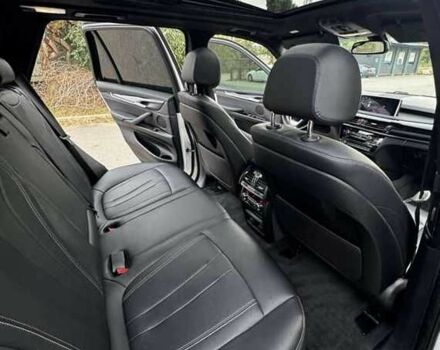 Білий БМВ Х5, об'ємом двигуна 3 л та пробігом 142 тис. км за 23000 $, фото 16 на Automoto.ua
