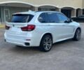 Белый БМВ Х5, объемом двигателя 3 л и пробегом 53 тыс. км за 21500 $, фото 5 на Automoto.ua