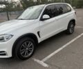 БМВ Х5 2017 в Николаеве на Automoto.ua Белый БМВ Х5, объемом двигателя 2 л и пробегом 200 тыс. км за 27500 $, фото 2 на Automoto.ua