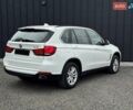 Белый БМВ Х5, объемом двигателя 3 л и пробегом 208 тыс. км за 28900 $, фото 6 на Automoto.ua