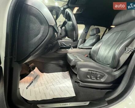 Белый БМВ Х5, объемом двигателя 2.98 л и пробегом 57 тыс. км за 34800 $, фото 42 на Automoto.ua