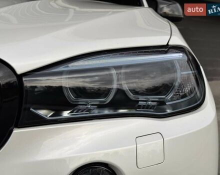 Белый БМВ Х5, объемом двигателя 2.98 л и пробегом 154 тыс. км за 34500 $, фото 23 на Automoto.ua