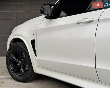 Белый БМВ Х5, объемом двигателя 2.98 л и пробегом 154 тыс. км за 34500 $, фото 5 на Automoto.ua