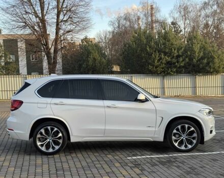 Белый БМВ Х5, объемом двигателя 3 л и пробегом 106 тыс. км за 28999 $, фото 11 на Automoto.ua