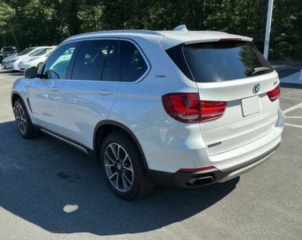 Белый БМВ Х5, объемом двигателя 2 л и пробегом 54 тыс. км за 9500 $, фото 7 на Automoto.ua