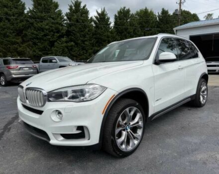 Белый БМВ Х5, объемом двигателя 3 л и пробегом 69 тыс. км за 15900 $, фото 2 на Automoto.ua