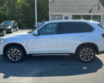 Белый БМВ Х5, объемом двигателя 2 л и пробегом 54 тыс. км за 9500 $, фото 4 на Automoto.ua