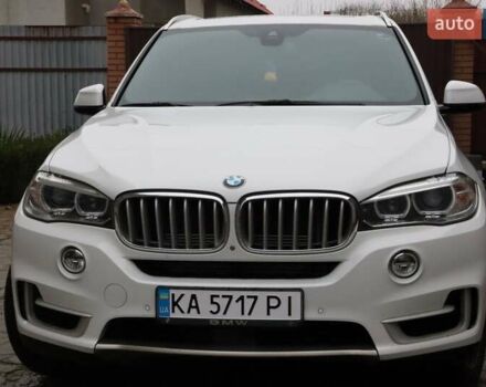 Белый БМВ Х5, объемом двигателя 2 л и пробегом 217 тыс. км за 27500 $, фото 1 на Automoto.ua