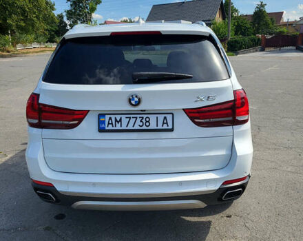 Белый БМВ Х5, объемом двигателя 2.99 л и пробегом 212 тыс. км за 35000 $, фото 6 на Automoto.ua