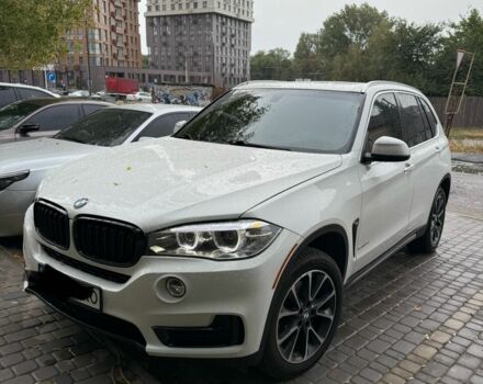 Білий БМВ Х5, об'ємом двигуна 3 л та пробігом 95 тис. км за 28000 $, фото 5 на Automoto.ua