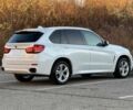 Белый БМВ Х5, объемом двигателя 2 л и пробегом 55 тыс. км за 8400 $, фото 7 на Automoto.ua