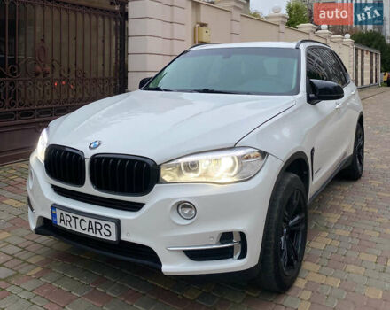 Белый БМВ Х5, объемом двигателя 2 л и пробегом 130 тыс. км за 24800 $, фото 9 на Automoto.ua
