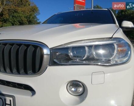 Белый БМВ Х5, объемом двигателя 2.99 л и пробегом 101 тыс. км за 48999 $, фото 3 на Automoto.ua