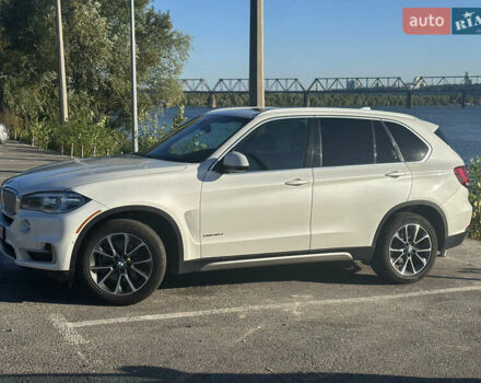 Белый БМВ Х5, объемом двигателя 2.99 л и пробегом 150 тыс. км за 39999 $, фото 7 на Automoto.ua