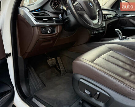 Белый БМВ Х5, объемом двигателя 2 л и пробегом 211 тыс. км за 24990 $, фото 10 на Automoto.ua