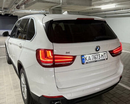 Белый БМВ Х5, объемом двигателя 2 л и пробегом 212 тыс. км за 27000 $, фото 4 на Automoto.ua