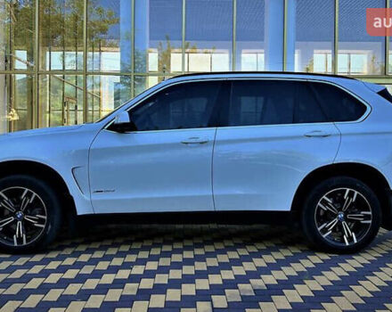 Белый БМВ Х5, объемом двигателя 2 л и пробегом 120 тыс. км за 24999 $, фото 7 на Automoto.ua