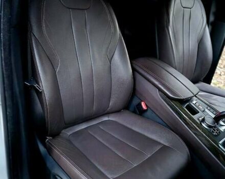 Белый БМВ Х5, объемом двигателя 3 л и пробегом 205 тыс. км за 25000 $, фото 43 на Automoto.ua