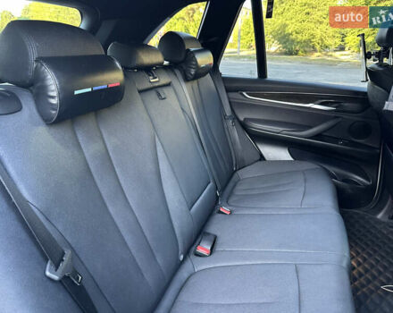 Белый БМВ Х5, объемом двигателя 2 л и пробегом 100 тыс. км за 32000 $, фото 10 на Automoto.ua