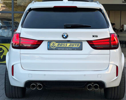 Белый БМВ Х5, объемом двигателя 3 л и пробегом 105 тыс. км за 36500 $, фото 4 на Automoto.ua