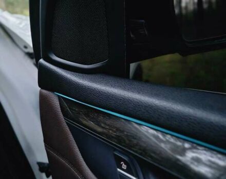 Белый БМВ Х5, объемом двигателя 3 л и пробегом 205 тыс. км за 25000 $, фото 60 на Automoto.ua