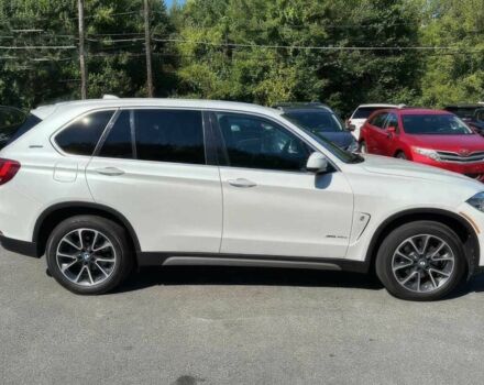 Белый БМВ Х5, объемом двигателя 2 л и пробегом 54 тыс. км за 9500 $, фото 3 на Automoto.ua