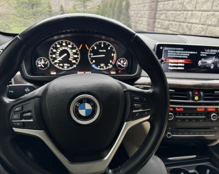 Белый БМВ Х5, объемом двигателя 3 л и пробегом 259 тыс. км за 33000 $, фото 2 на Automoto.ua