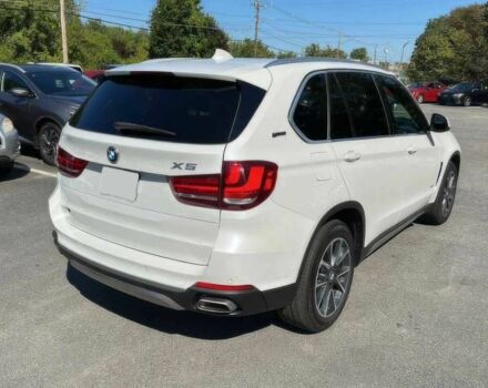 Белый БМВ Х5, объемом двигателя 2 л и пробегом 54 тыс. км за 9500 $, фото 5 на Automoto.ua