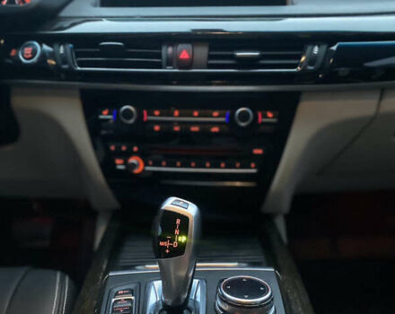 Белый БМВ Х5, объемом двигателя 2 л и пробегом 130 тыс. км за 24800 $, фото 19 на Automoto.ua