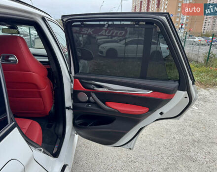 Білий БМВ Х5, об'ємом двигуна 4.39 л та пробігом 86 тис. км за 36900 $, фото 30 на Automoto.ua