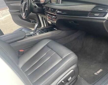 Белый БМВ Х5, объемом двигателя 2 л и пробегом 65 тыс. км за 21000 $, фото 9 на Automoto.ua