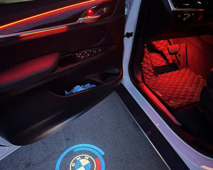 Белый БМВ Х5, объемом двигателя 2 л и пробегом 100 тыс. км за 32000 $, фото 35 на Automoto.ua