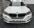 Белый БМВ Х5, объемом двигателя 3 л и пробегом 259 тыс. км за 33000 $, фото 3 на Automoto.ua