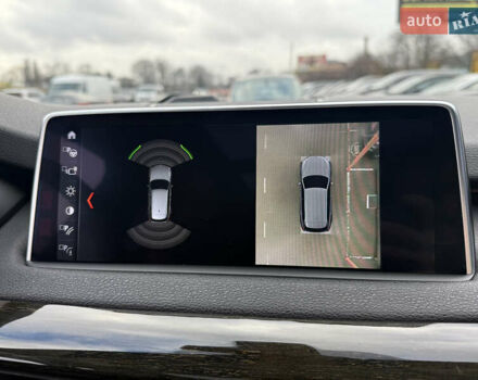 Білий БМВ Х5, об'ємом двигуна 2.99 л та пробігом 213 тис. км за 28800 $, фото 17 на Automoto.ua