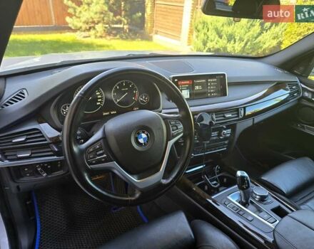 Белый БМВ Х5, объемом двигателя 2.99 л и пробегом 278 тыс. км за 27867 $, фото 7 на Automoto.ua