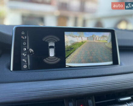 Белый БМВ Х5, объемом двигателя 2 л и пробегом 92 тыс. км за 37200 $, фото 26 на Automoto.ua