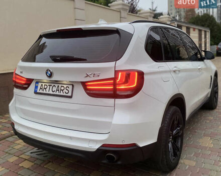 Белый БМВ Х5, объемом двигателя 2 л и пробегом 130 тыс. км за 24800 $, фото 12 на Automoto.ua