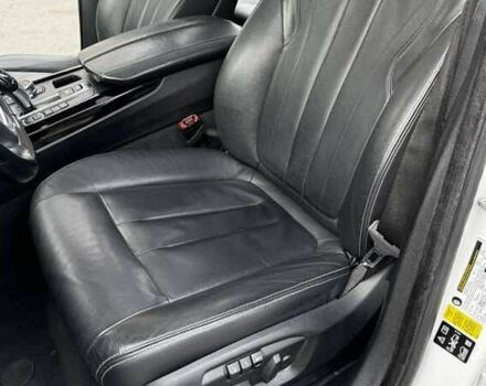 Білий БМВ Х5, об'ємом двигуна 3 л та пробігом 142 тис. км за 23000 $, фото 9 на Automoto.ua