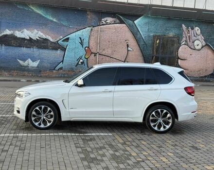 Белый БМВ Х5, объемом двигателя 3 л и пробегом 106 тыс. км за 28999 $, фото 4 на Automoto.ua