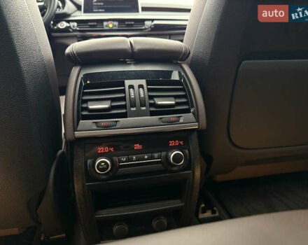 Білий БМВ Х5, об'ємом двигуна 2.99 л та пробігом 213 тис. км за 28800 $, фото 23 на Automoto.ua