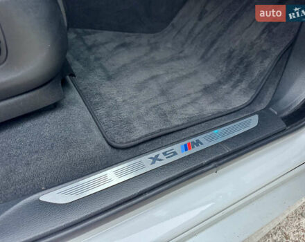 Білий БМВ Х5, об'ємом двигуна 4.39 л та пробігом 86 тис. км за 36900 $, фото 42 на Automoto.ua