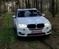 Белый БМВ Х5, объемом двигателя 3 л и пробегом 205 тыс. км за 25000 $, фото 6 на Automoto.ua