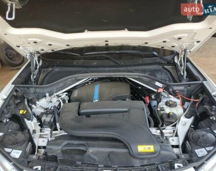 Білий БМВ Х5, об'ємом двигуна 2 л та пробігом 96 тис. км за 8500 $, фото 11 на Automoto.ua