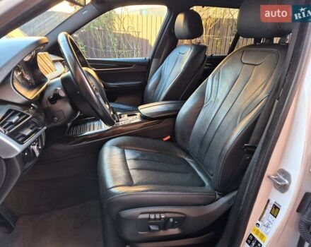 Белый БМВ Х5, объемом двигателя 2.99 л и пробегом 110 тыс. км за 31900 $, фото 19 на Automoto.ua