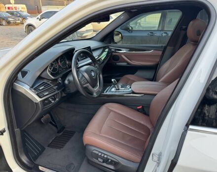 Белый БМВ Х5, объемом двигателя 3 л и пробегом 106 тыс. км за 28999 $, фото 16 на Automoto.ua