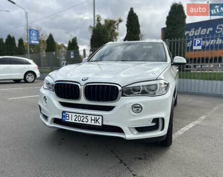 Белый БМВ Х5, объемом двигателя 2.98 л и пробегом 130 тыс. км за 28000 $, фото 4 на Automoto.ua